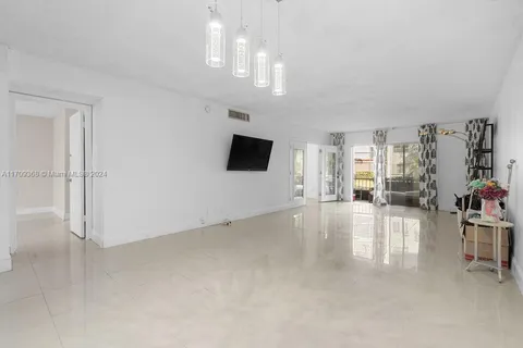 3330 Spanish Moss Ter # 109, Lauderhill FL 33319