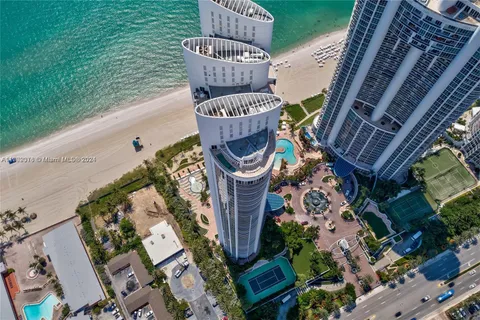 18201 Collins Ave # 3906, Sunny Isles Beach FL 33160