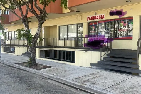 Pharmacy, Miami FL 33135