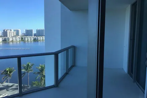 17301 Biscayne Blvd # 808, North Miami Beach FL 33160