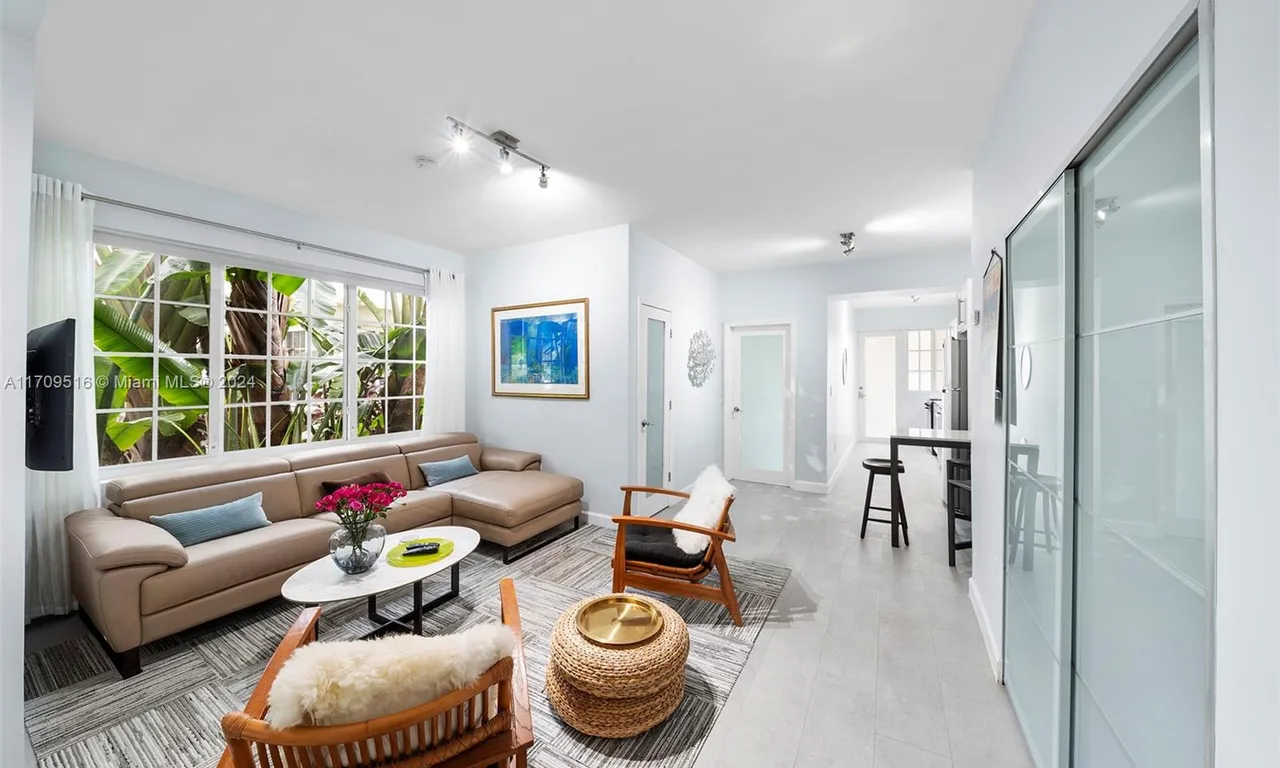 1569 Michigan Ave # 10, Miami Beach FL 33139