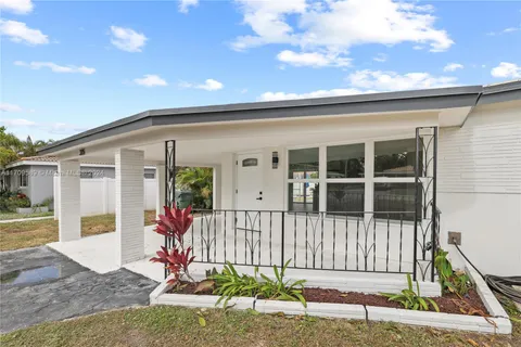 335 NE 29th St, Boca Raton FL 33431