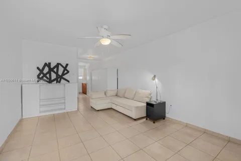 200 76th St # 59, Miami Beach FL 33141