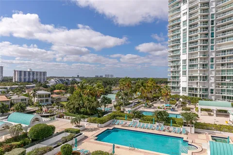 16400 Collins Ave # 745, Sunny Isles Beach FL 33160