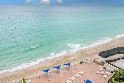 3180 S Ocean Dr # 1209, Hallandale Beach FL 33009