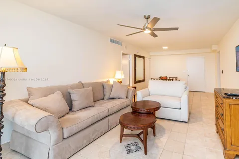 3180 S Ocean Dr # 1209, Hallandale Beach FL 33009