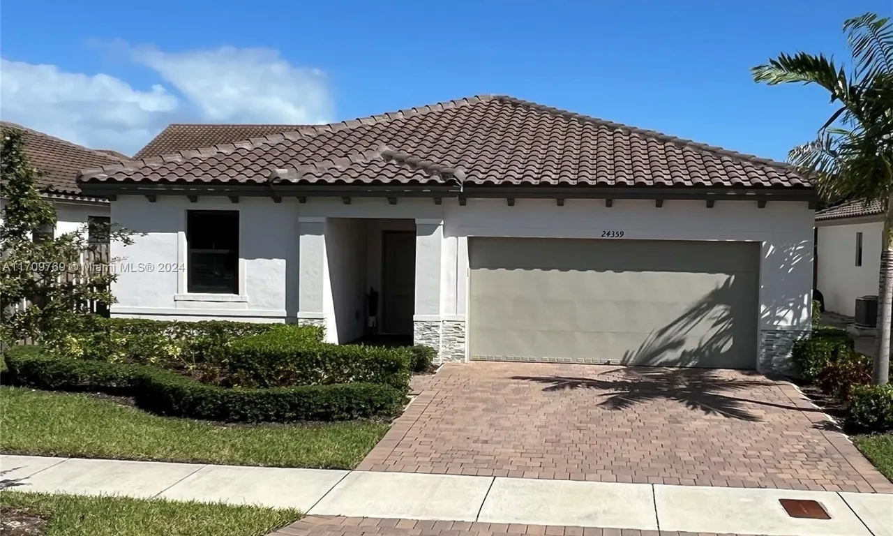 24359 SW 118th Path, Homestead FL 33032