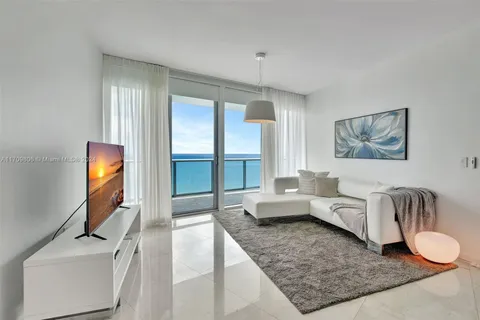 17001 Collins Ave # 3702, Sunny Isles Beach FL 33160