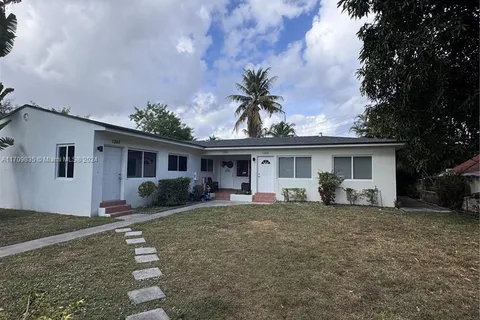 1265 NE 127th St # 1, North Miami FL 33161