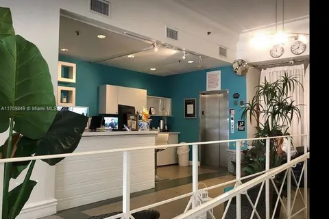 763 Pennsylvania Ave # 120, Miami Beach FL 33139