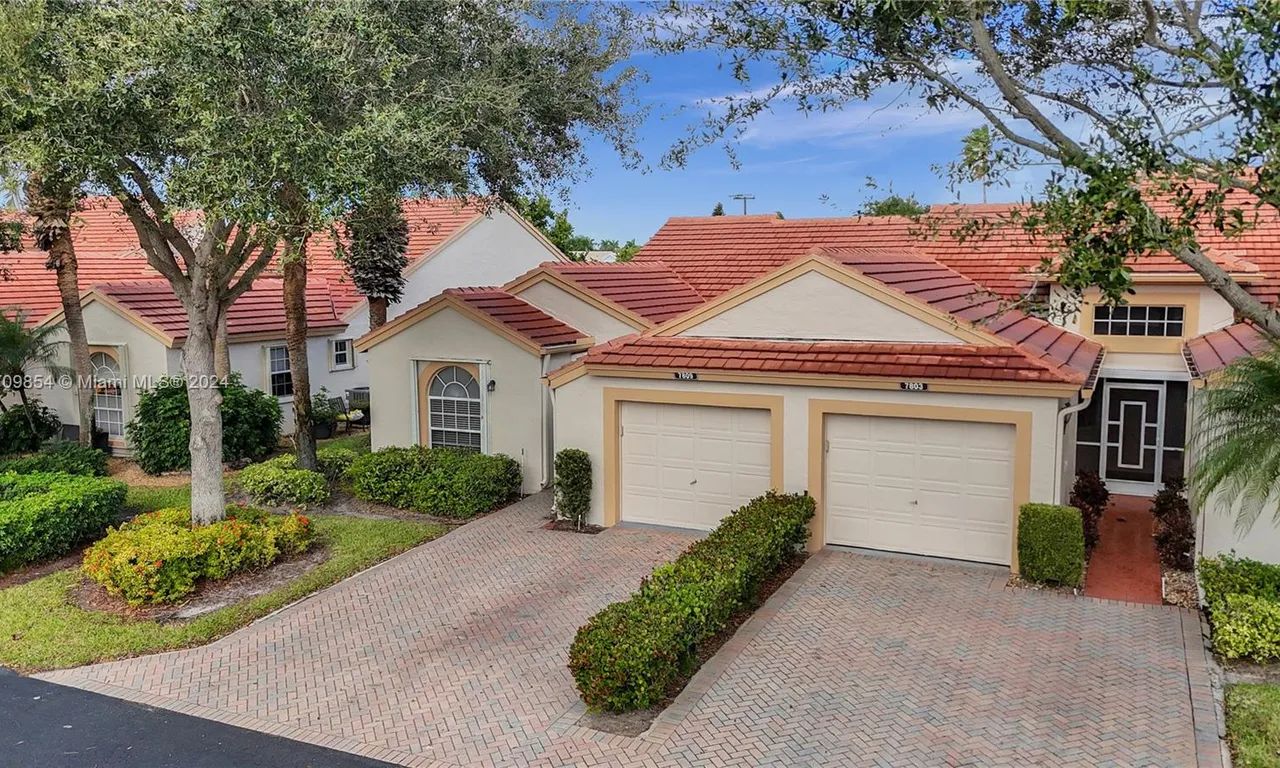 7809 Silver Lake Dr, Delray Beach FL 33446