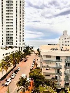 4130 Collins Ave # 703, Miami Beach FL 33140