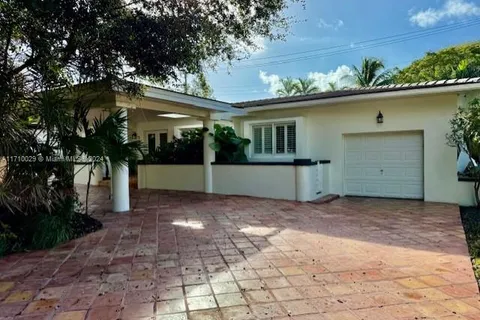 540 Perugia Ave, Coral Gables FL 33146