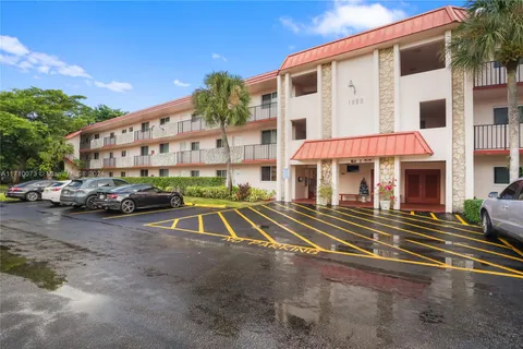 1080 Del Lago Cir # 103, Sunrise FL 33313