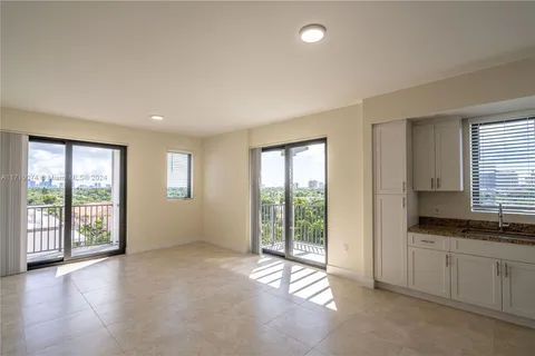 1091 Galiano St # 606, Coral Gables FL 33134