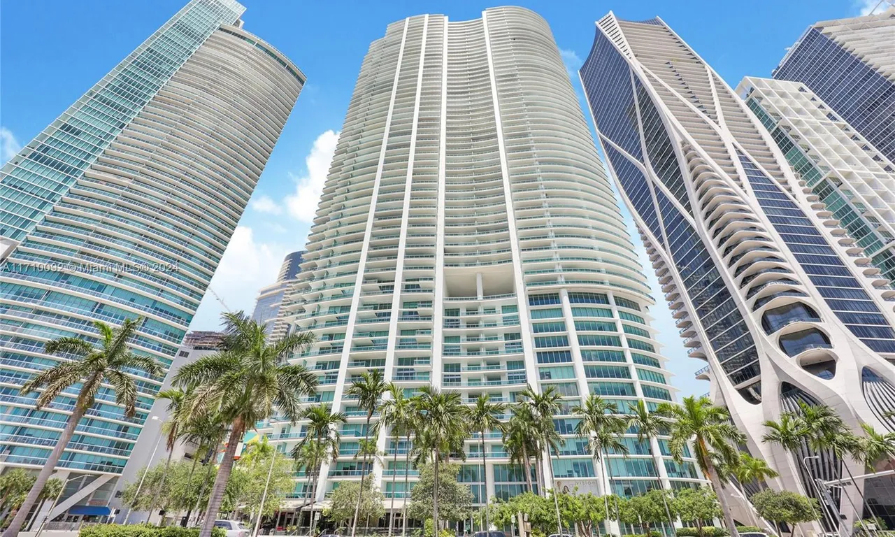 900 Biscayne Blvd # 3007, Miami FL 33132