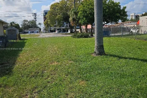 1 Ne Ave, Dania Beach FL 33004