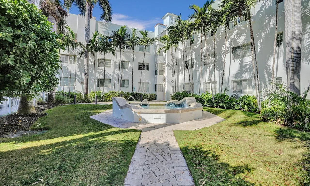 1300 Pennsylvania Ave # 305, Miami Beach FL 33139