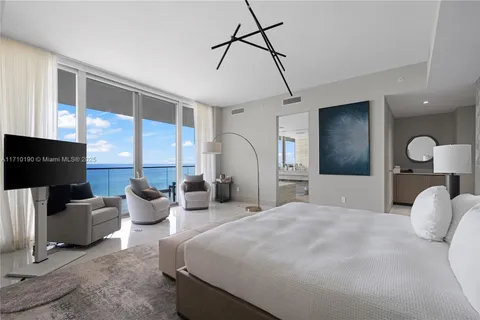 18975 Collins Ave # 1500, Sunny Isles Beach FL 33160