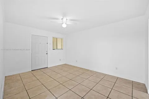 2799 E 4th Ave # 7, Hialeah FL 33013