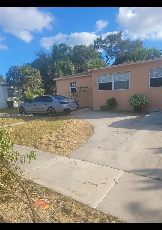 1520 NE 142nd St # 0, North Miami FL 33161