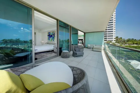 10203 Collins Ave # 303, Bal Harbour FL 33154