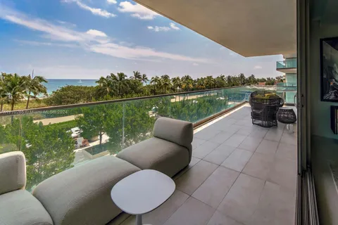 10203 Collins Ave # 303, Bal Harbour FL 33154