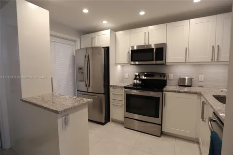 470 Paradise Isle Blvd # 107, Hallandale Beach FL 33009