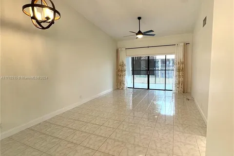2027 SW 15th St # 170, Deerfield Beach FL 33442