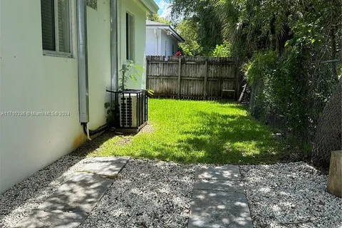 6331 NE 4th Ct # 2, Miami FL 33138