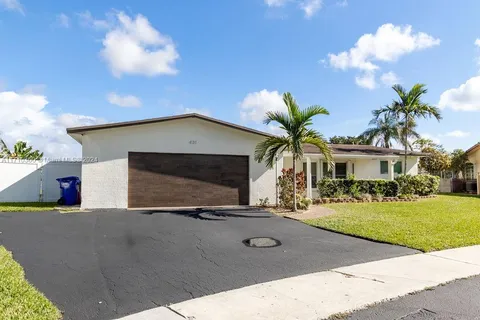 431 NW 96th Ave, Pembroke Pines FL 33024