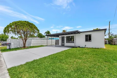 5416 NE 3rd Ter, Oakland Park FL 33334