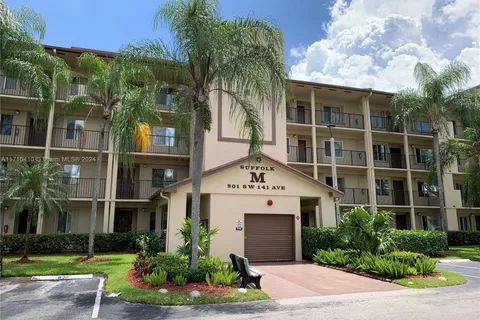 901 SW 141st Ave # 109M, Pembroke Pines FL 33027