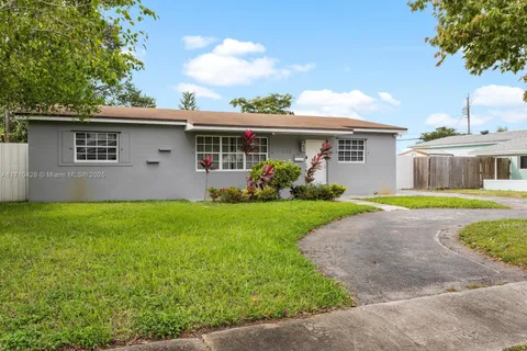 310 N 68th Ter, Hollywood FL 33024