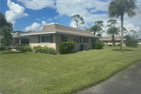 524 Pangola Dr # 524, Fort Myers FL 33903