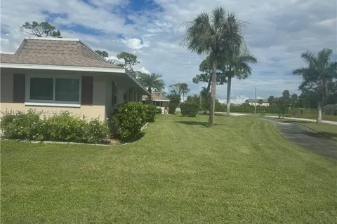 524 Pangola Dr # 524, Fort Myers FL 33903