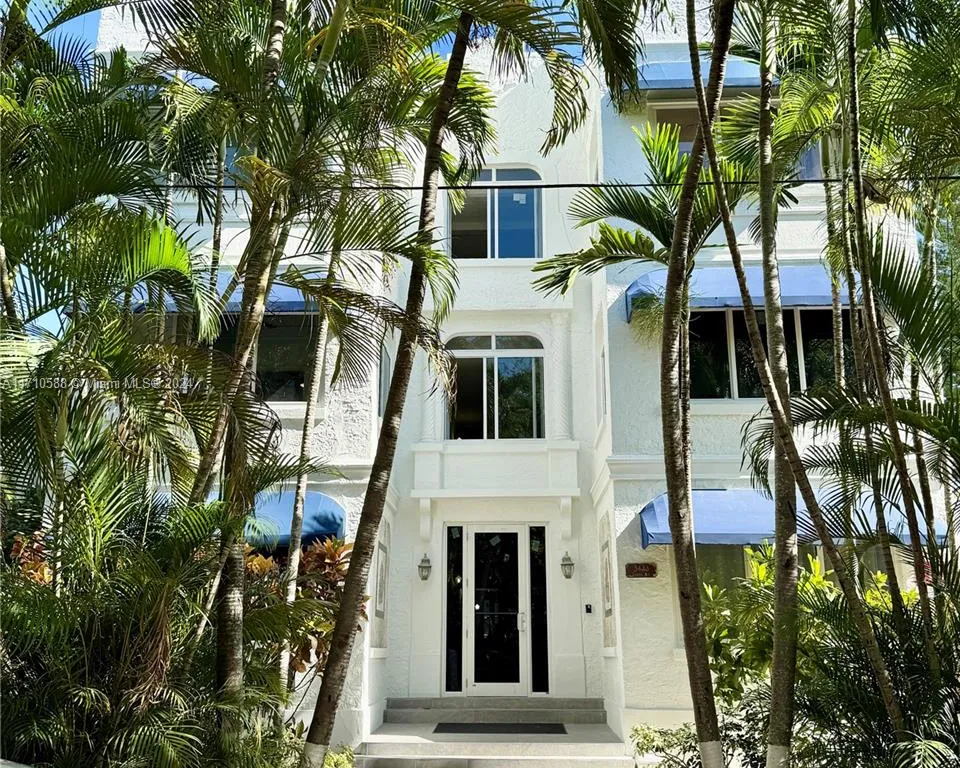 3433 Garden Ave # 4, Miami Beach FL 33140