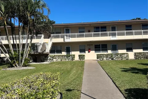 326 Chatham # P, West Palm Beach FL 33417