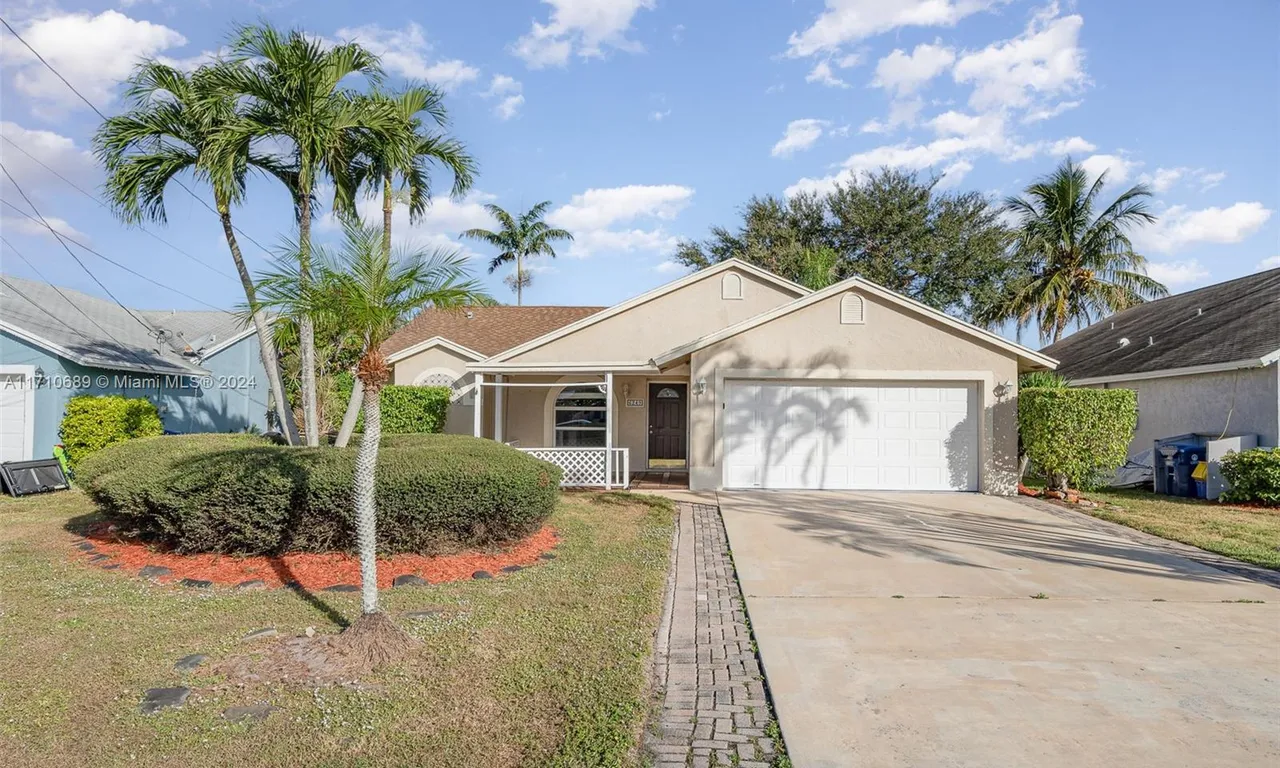 6249 Foster St, Jupiter FL 33458