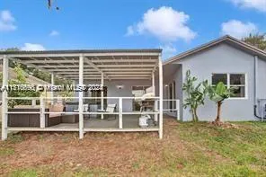 1020 SW 8th St # 1020, Hallandale Beach FL 33009