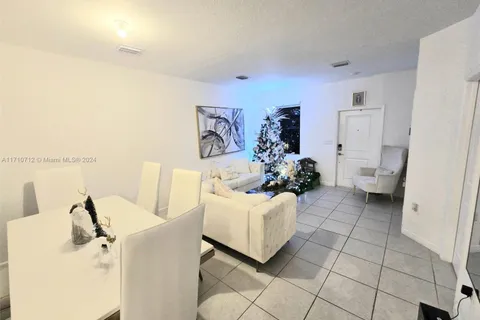 20366 NW 4th Path # 20366, Miami Gardens FL 33169