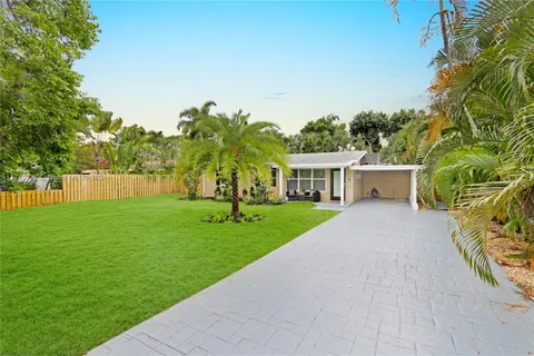 424 NE 27th Dr, Wilton Manors FL 33334