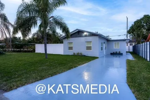 1199 Highland Rd, Lake Worth FL 33462