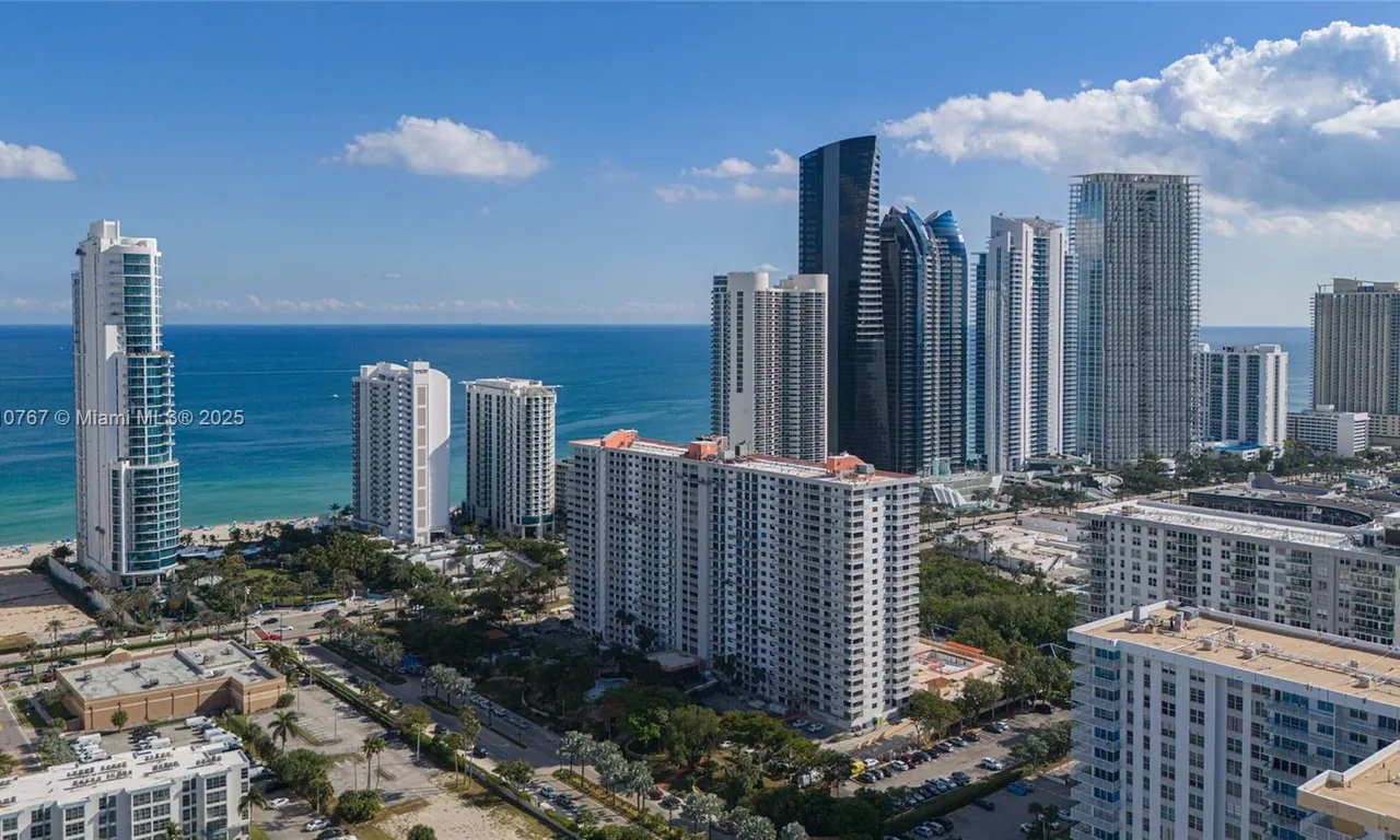 210 174th St # 1108, Sunny Isles Beach FL 33160