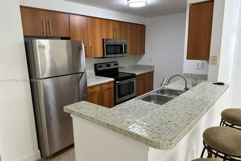 6020 W Sample Rd # 104, Coral Springs FL 33067