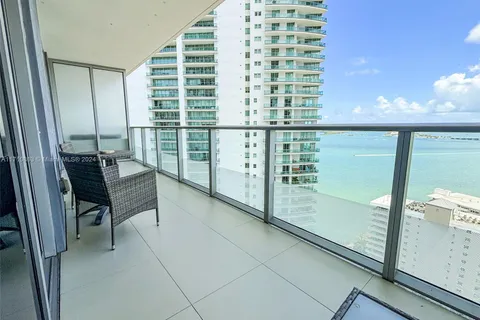 1300 Brickell Bay Dr # 2707, Miami FL 33131