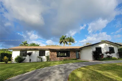 16842 SW 86th Ave, Palmetto Bay FL 33157