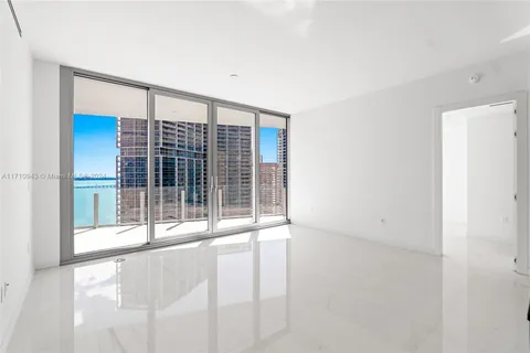 300 Biscayne Blvd Way # 3506, Miami FL 33131