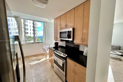 801 Brickell Key Blvd # 601, Miami FL 33131