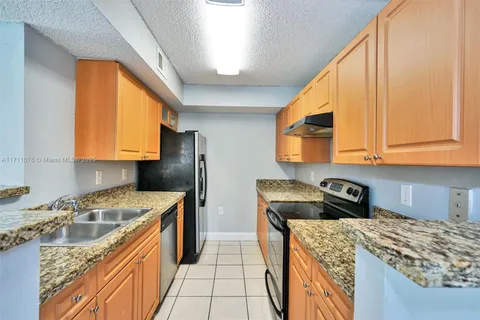 15560 SW 104th TER # 611, Miami FL 33196